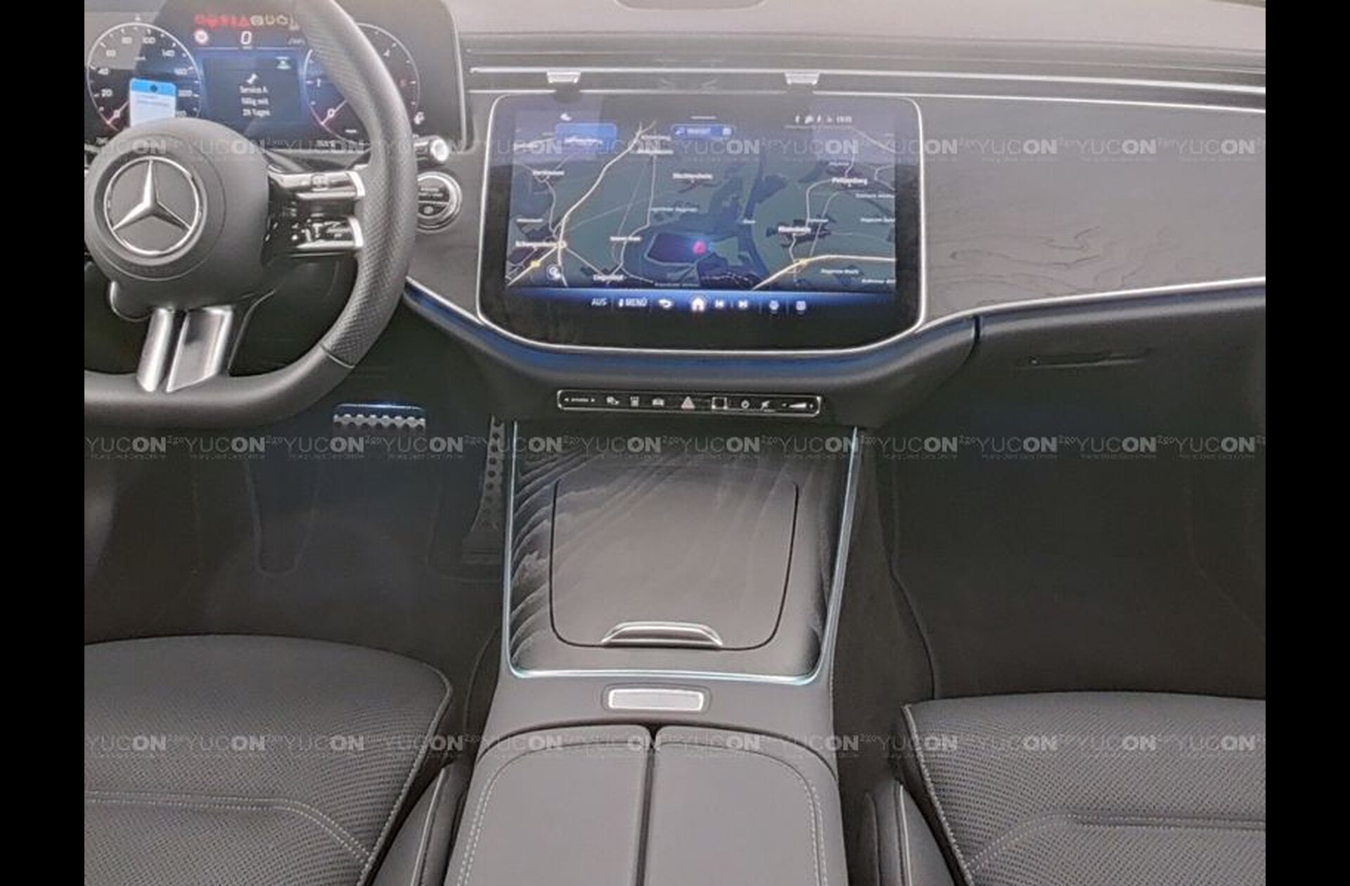 12092INTERIOR.jpg