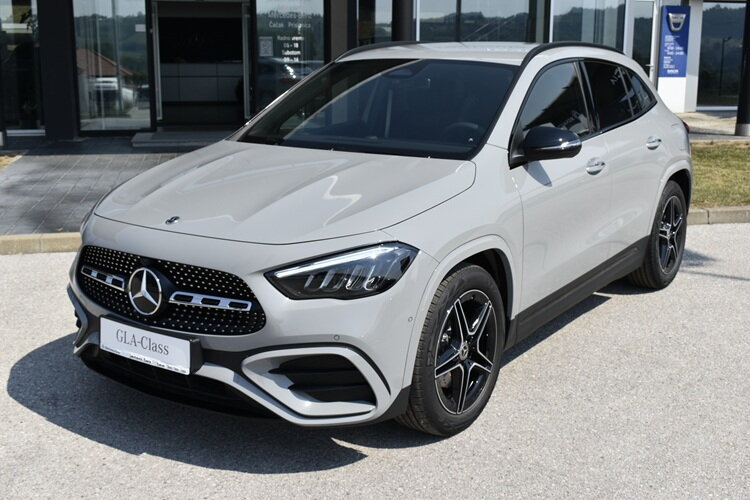 Mercedes Benz GLA 180