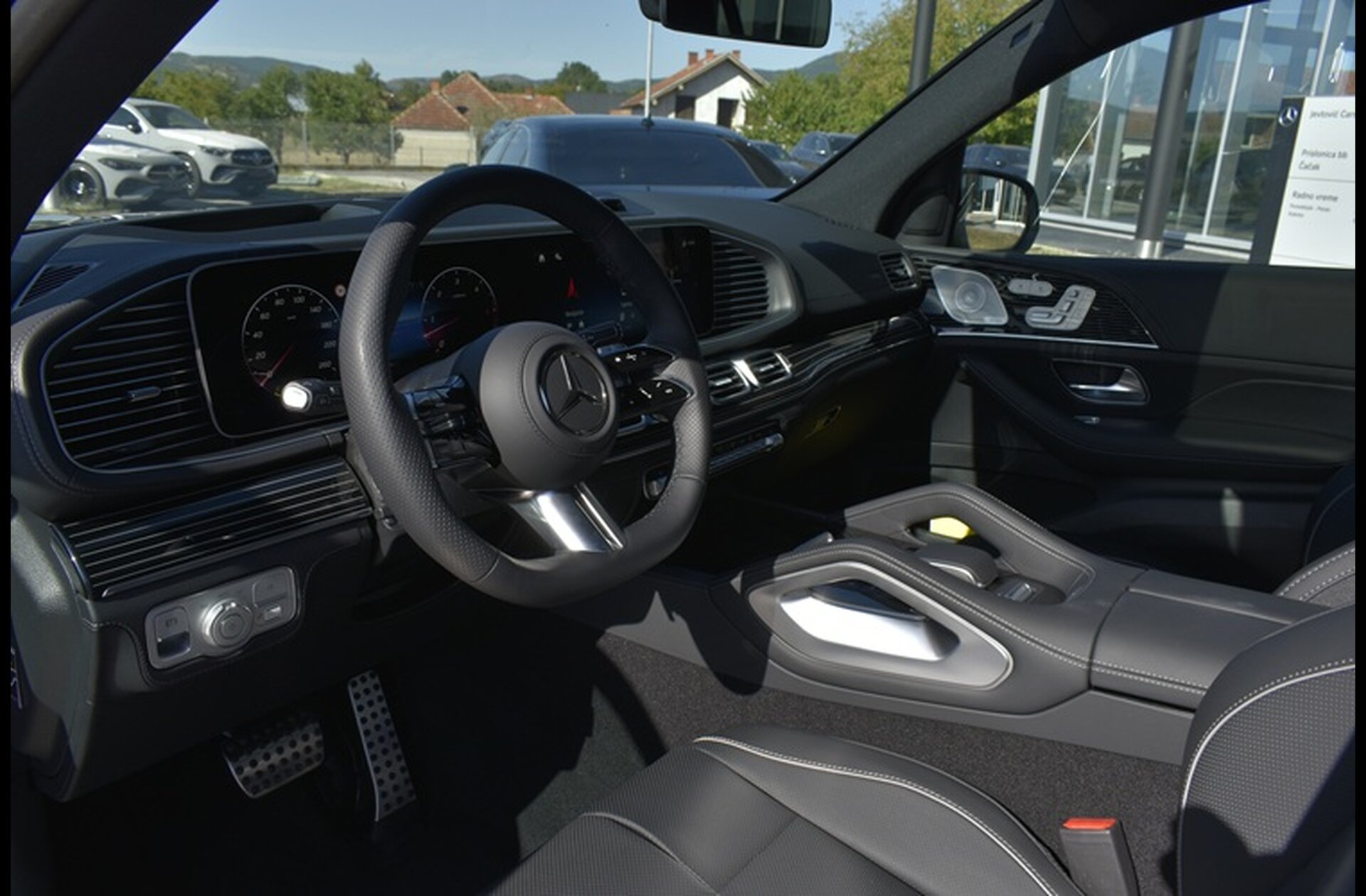 8236_K430227.JPG